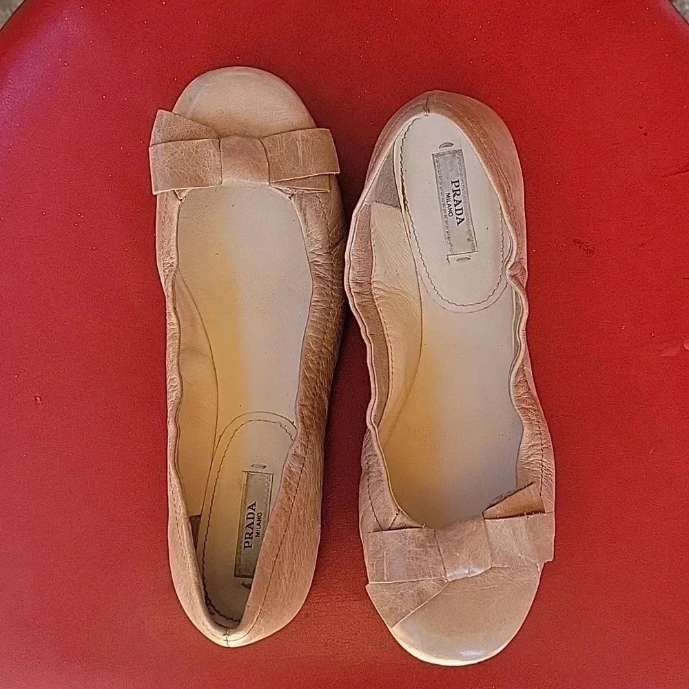 Prada flats - Picture 6 of 9